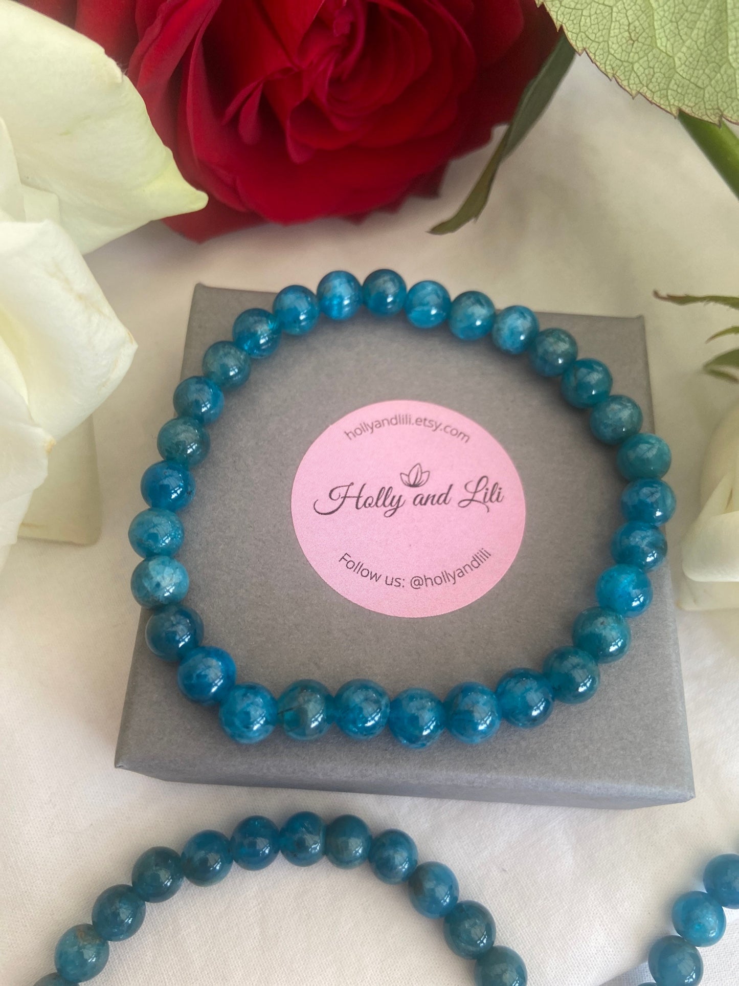Apatite Crystal Gemstone Bracelet, Motivation Crystal, Ambition Gemstone, Confidence Bracelet, Self Confidence, Healing Bones Bracelets